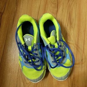 Under Armour sz 3 kids shoes green/yellow and blue